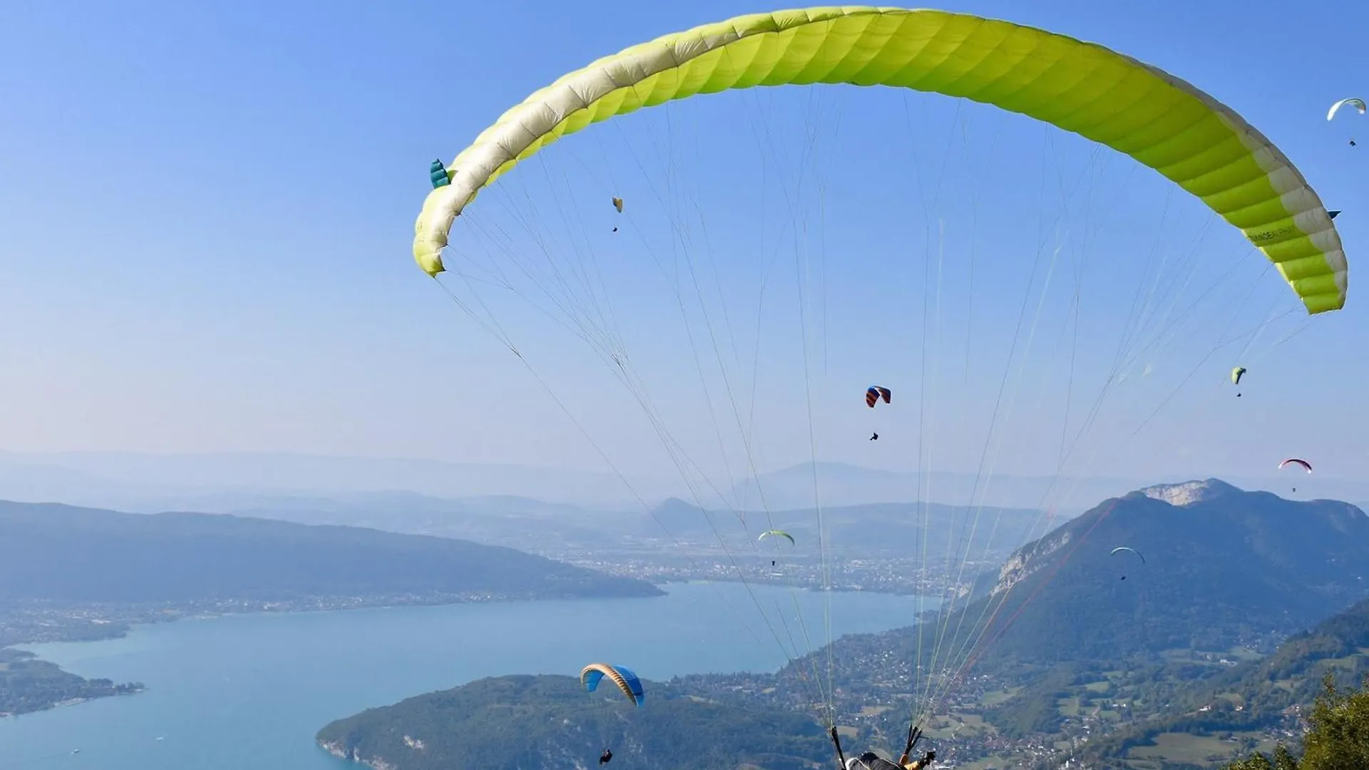 Apartment Appartement 3 Pieces Renove, Proche Centre-Ville D'Annecy, Balcon Et Equipements Modernes - Fr-1-432-14
