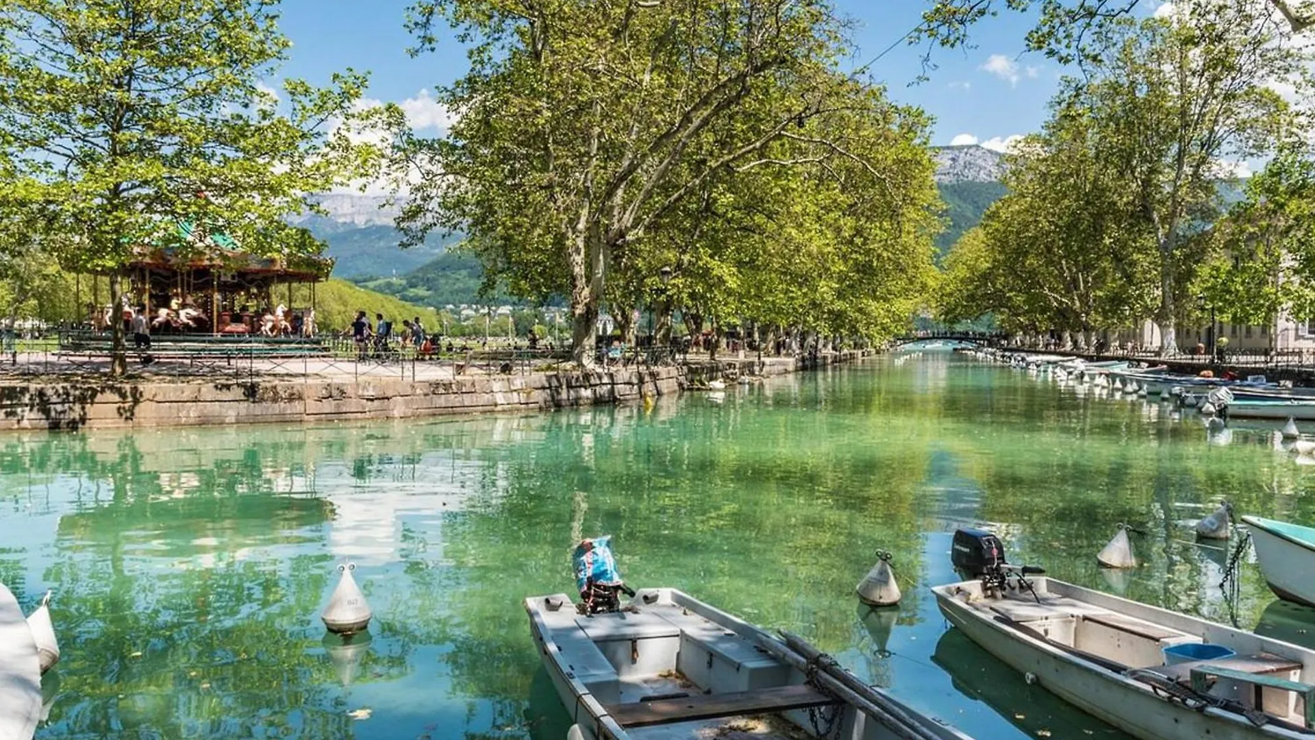 Appartement 3 Pieces Renove, Proche Centre-Ville D'Annecy, Balcon Et Equipements Modernes - Fr-1-432-14 France